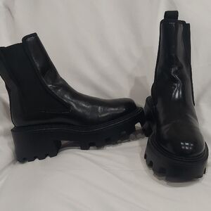 Zara Black Heeled Chelsea Boots